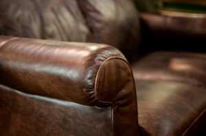 تعمیر مبل چرم طبیعی